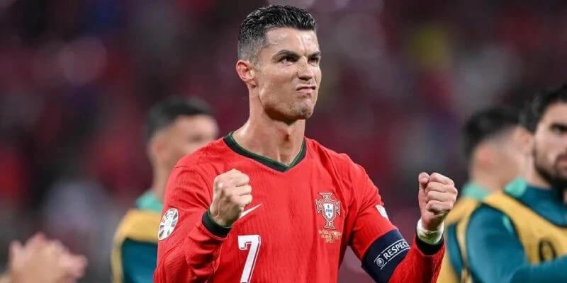 Những thông tin bạn cần biết về Cristiano Ronaldo